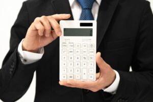 相続税申告で税理士に依頼する場合の費用相場・流れ